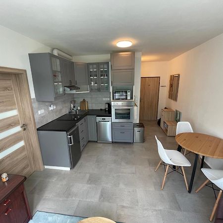Novy Horsky Apartman V Jizerskych Horach Hejnice Exterior foto